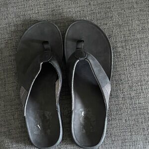 OluKai Black Men's Sandals